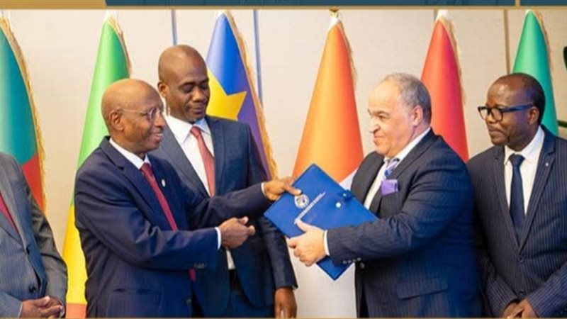 فريد غزالي يتسلم