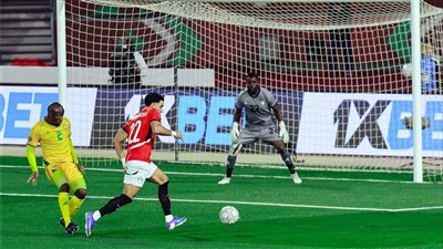 شوبير يكشف أسباب الفوز الصعب لمصر أمام زيمبابوي