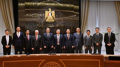 مدبولي : توقيع 3 عقود مشروعات صناعية بالمنطقة الاقتصادية لقناة السويس 