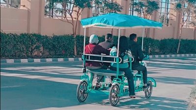 محافظ أسيوط: جامعة بدر تطلب نموذج المركبة الخفيفة الصديقة للبيئة 