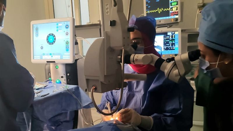 خدمات العيون بمستشفى