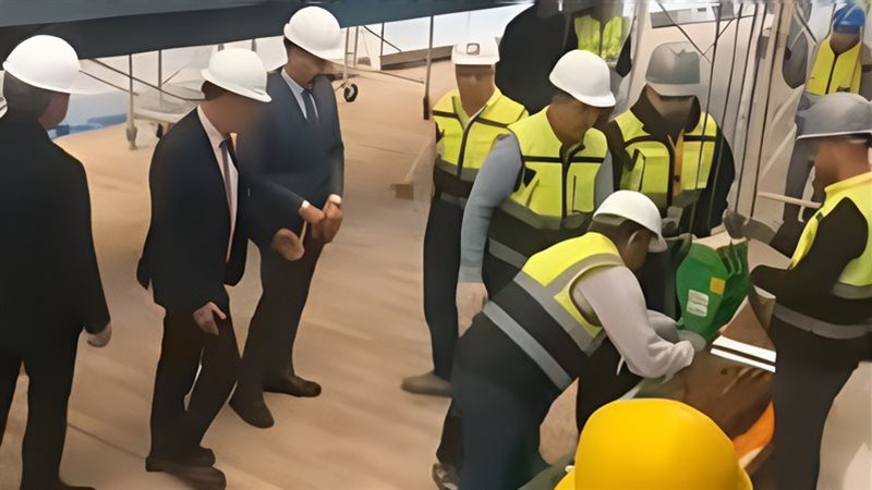 وزير السياحة يشهد