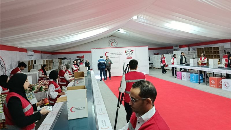 قافلة الهلال الأحمر