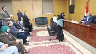  تكليفات وقرارات ومساعدات للمستحقين في لقاء محافظ بني سويف مع المواطنين