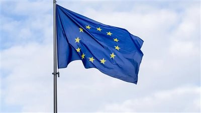 الاتحاد الأوروبي يطالب بالتهدئة ويؤكد دعمه لجهود إحلال السلام في اليمن