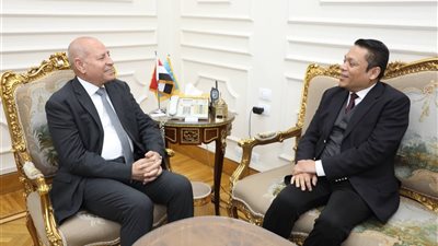محافظ القاهرة يستقبل سفير ماليزيا لبحث سبل تعزيز التعاون المشترك