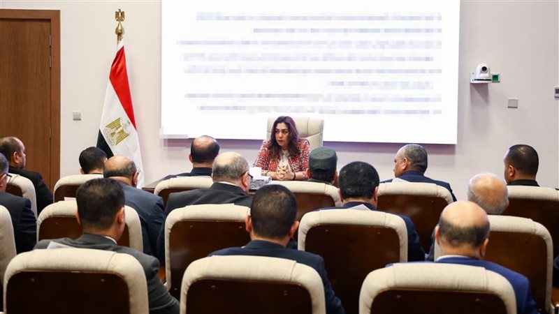 اجتماع د. منال عوض