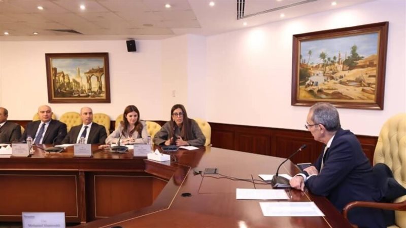 وزير الاتصالات 