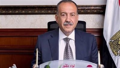 محافظ أسيوط: عدم صرف أي مقررات سمادية إلا من خلال كارت الفلاح 