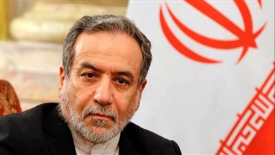 وزير الخارجية الإيراني: سياسة ترامب الخارجية ترتكز على السلام بالقوة