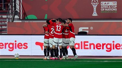 صلاح يمنح مصر التقدم.. وطرد هاني يثير التوتر أمام جنوب إفريقيا