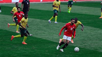 صلاح يشيد بخطة الفراعنة ويؤكد فخره بالأجواء الجماهيرية في المغرب