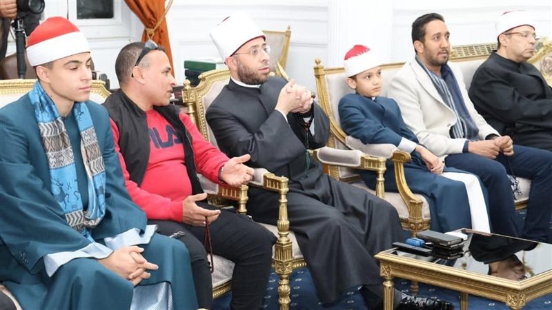 وزير الأوقاف مع نجوم