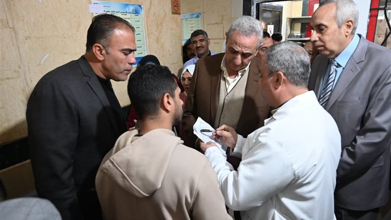 محافظ الغربية خلال