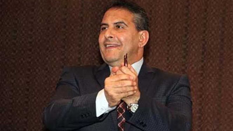 طاهر أبو زيد يطالب