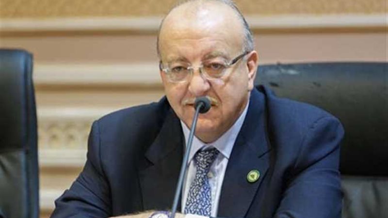 رئيس لجنة الإسكان