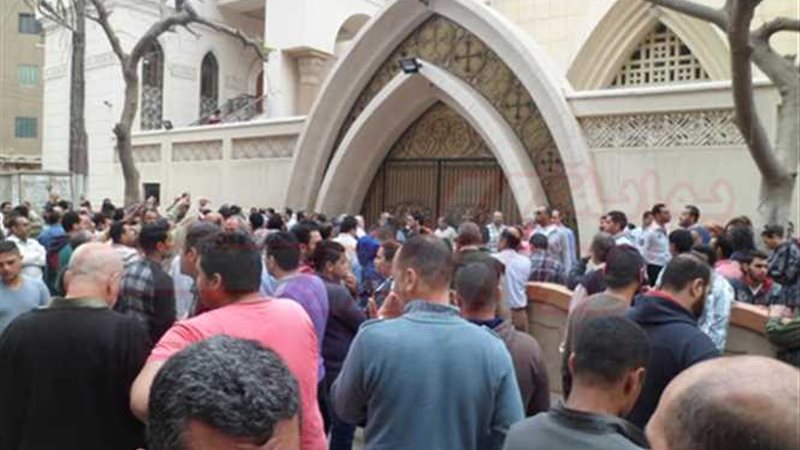 تجمهر الأقباط بمحيط