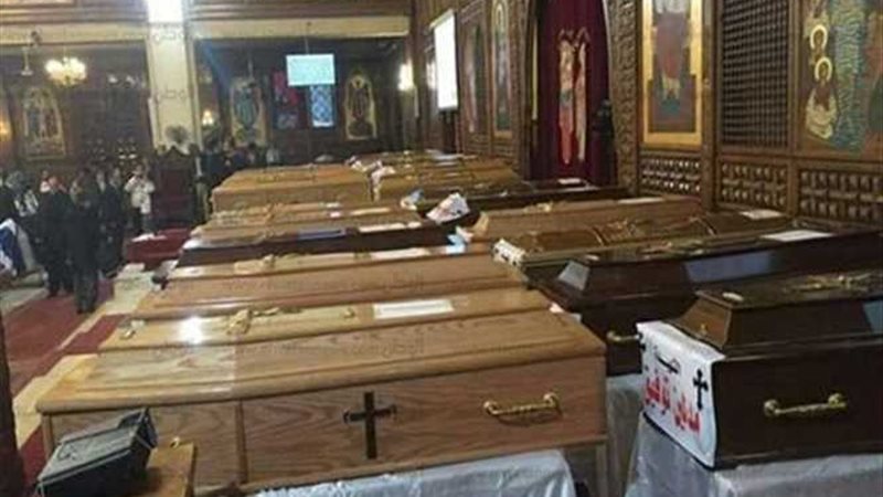 إقامة قداس بدير مار