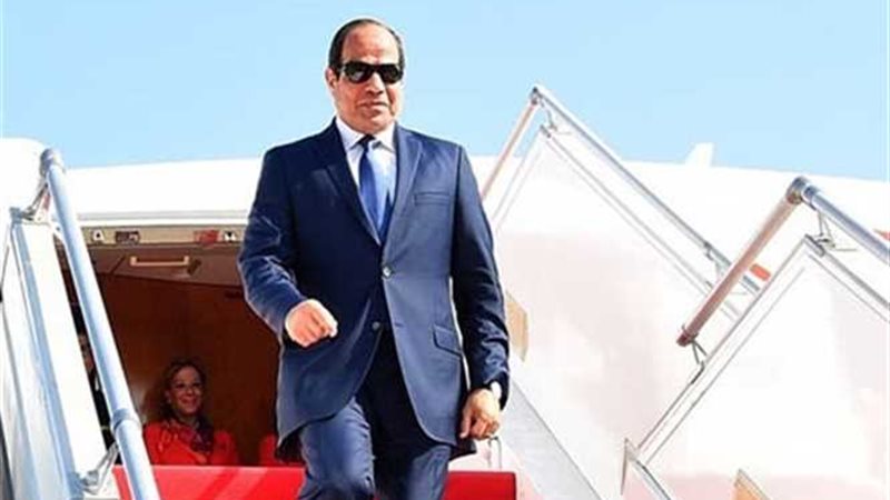 الرئيس السيسى يصل