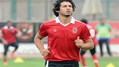 مدافع الأهلي يواصل التأهيل