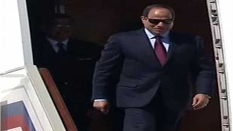 السيسي يصل القاهرة