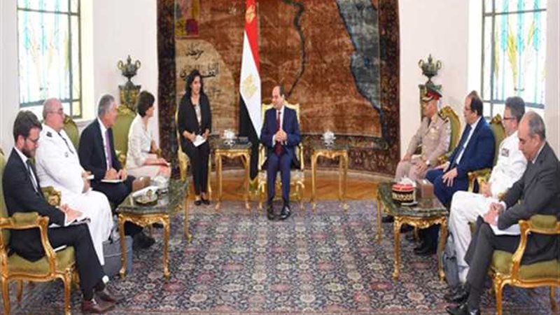 الرئيس السيسي يستقبل