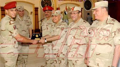 وزير الدفاع: القوات المسلحة جيش وطني يعمل بتجرد تام من أجل الوطن وشعبه العظيم