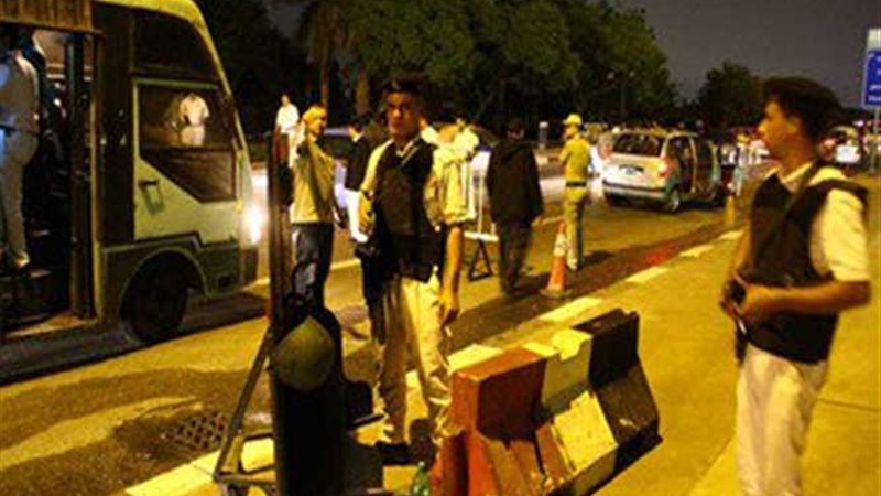 إصابة مجند ومدني