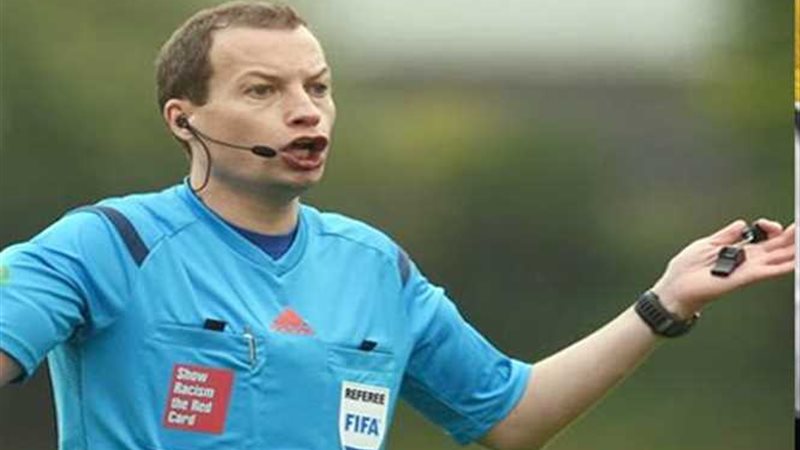 اليوم.. طاقم حكام