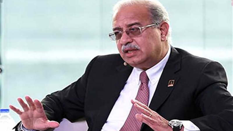 رئيس الوزراء في مؤتمر