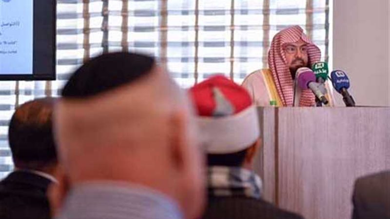 الشيخ السديس يدعو