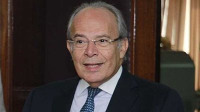 وزير التنمية المحلية يعترف: الحكومة مسؤولة عن أزمة القمامة