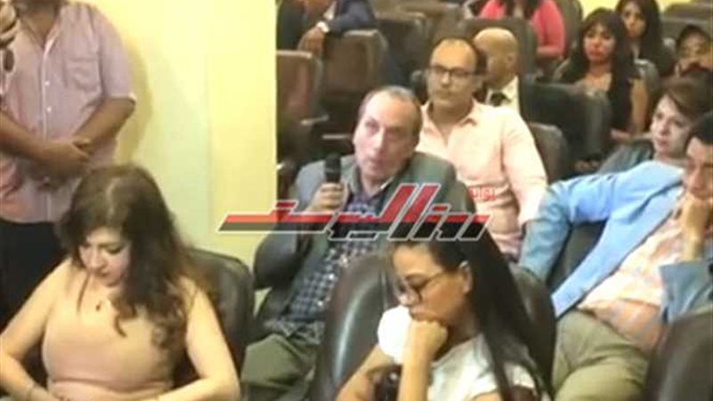 رشاد كامل: مفيد فوزي