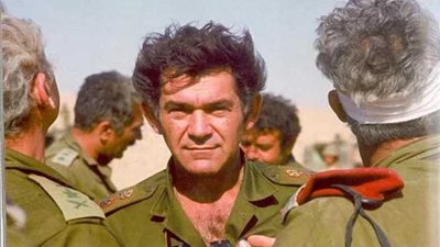 مؤرخو إسرائيل يجلدون الموساد: رئيس 