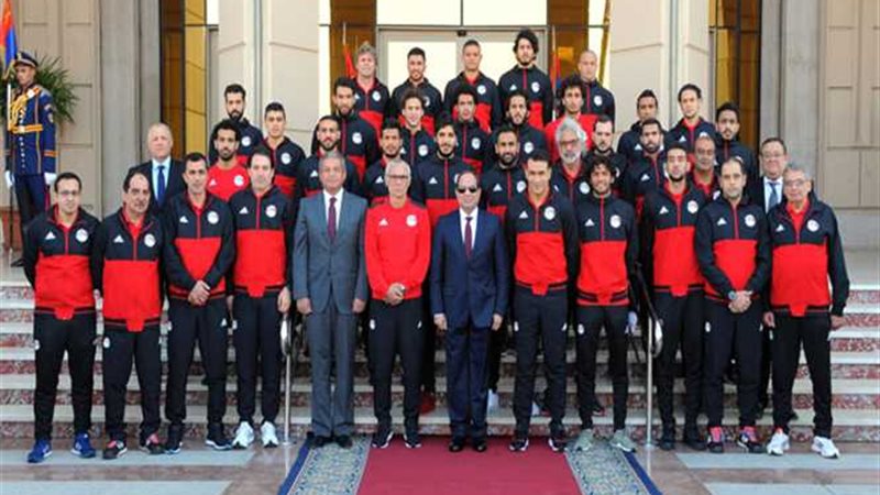 السيسي يستقبل لاعبي