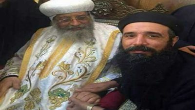 نقل جثمان كاهن 