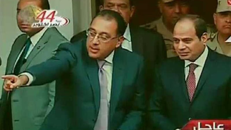 السيسى يتفقد الحي