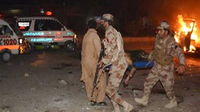 تفجير انتحاري يستهدف الشرطة في باكستان ويصيب ويقتل 29 شخصاً