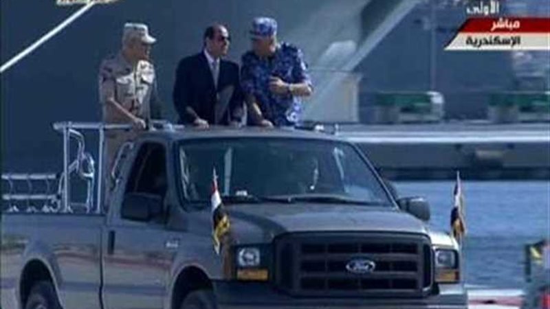 السيسى يتفقد الوحدات