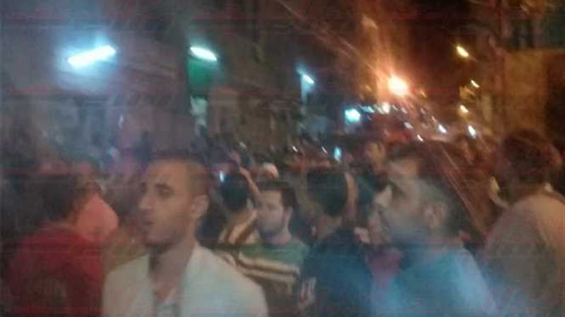 أهالى ملوى يشيعون