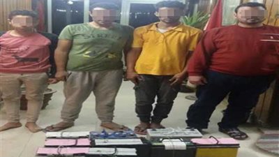 ضبط تشكيل عصابي تخصص في سرقة بطاريات السيارات بمصر القديمة