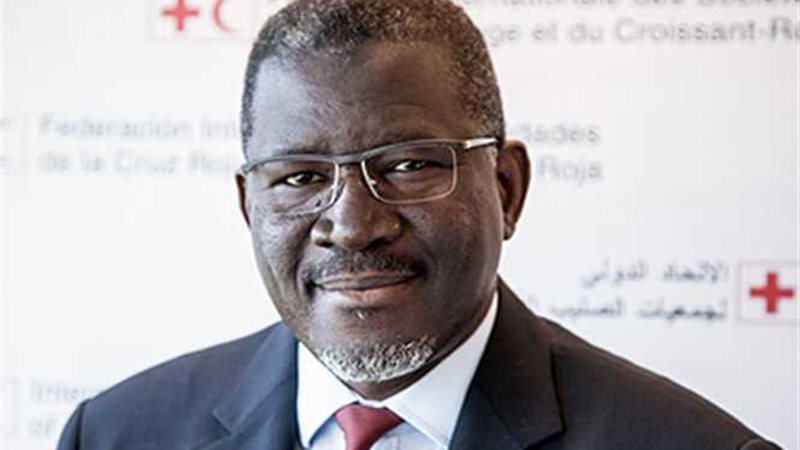 رئيس الصليب والهلال