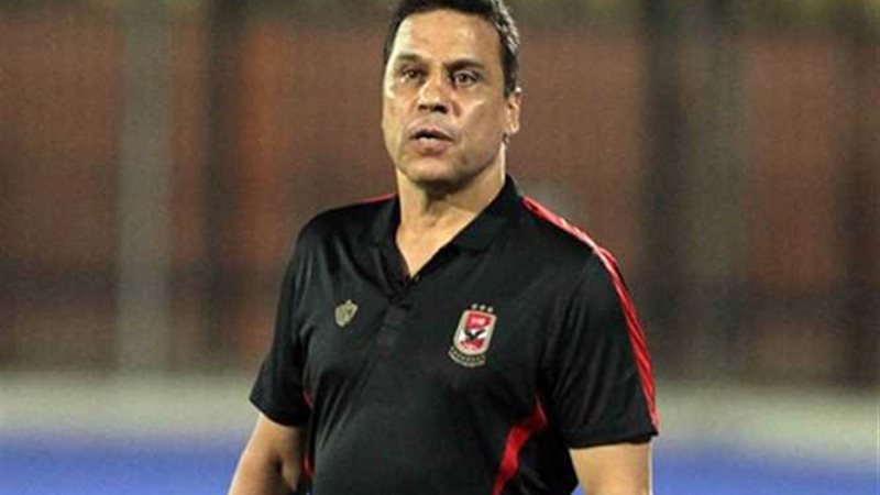 البدري يحاضر لاعبي