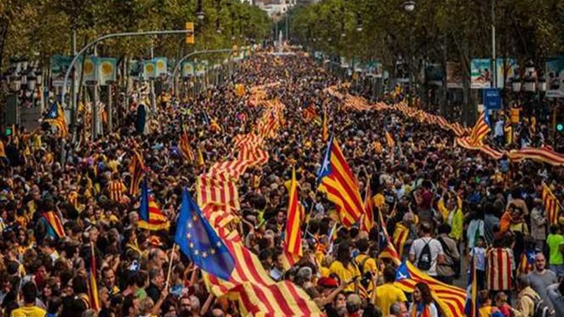 مدريد تهدد حاكم كتالونيا