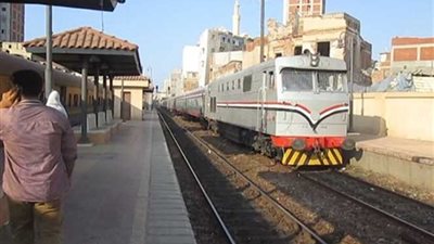 تحويل حركة القطارات بالقليوبية عقب خروج قطارعن القضبان