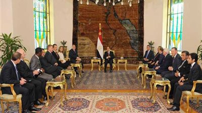 السيسي لوفد الطائفة الإنجيلية: دحر الإرهاب بالعمل الجماعي
