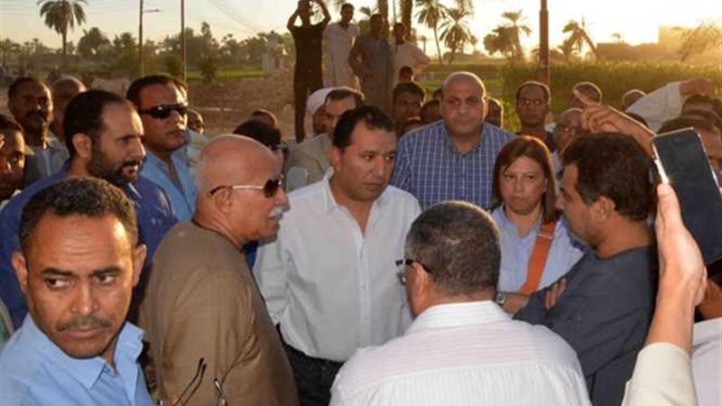 محافظ الأقصر ووفد