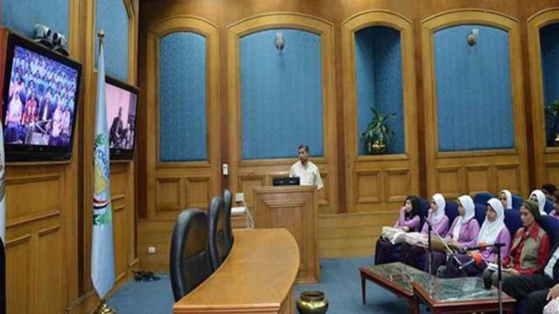 التعليم تواصل ندوات