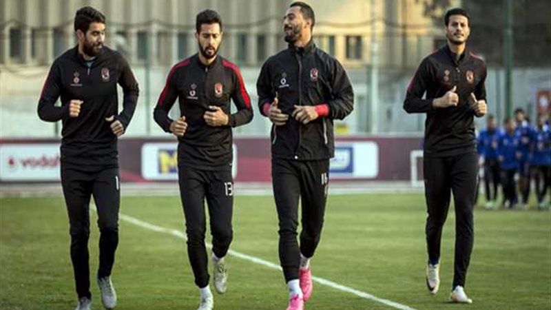 مران قوي لحراس الأهلي