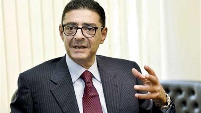 محمود طاهر يكشف عن